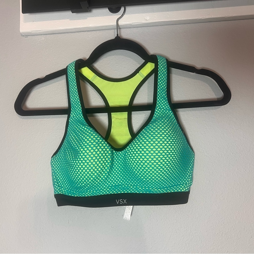 Victoria's Secret VSX Sports Bra Racerback Green Pullover Back Closure Size 32C